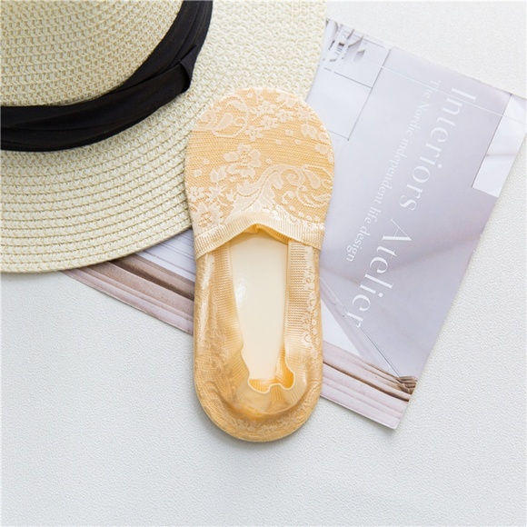 4 Pairs Women Lace Ankle No Show Socks - Picture 7 of 8